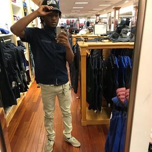 Meet your Posher, Tonio